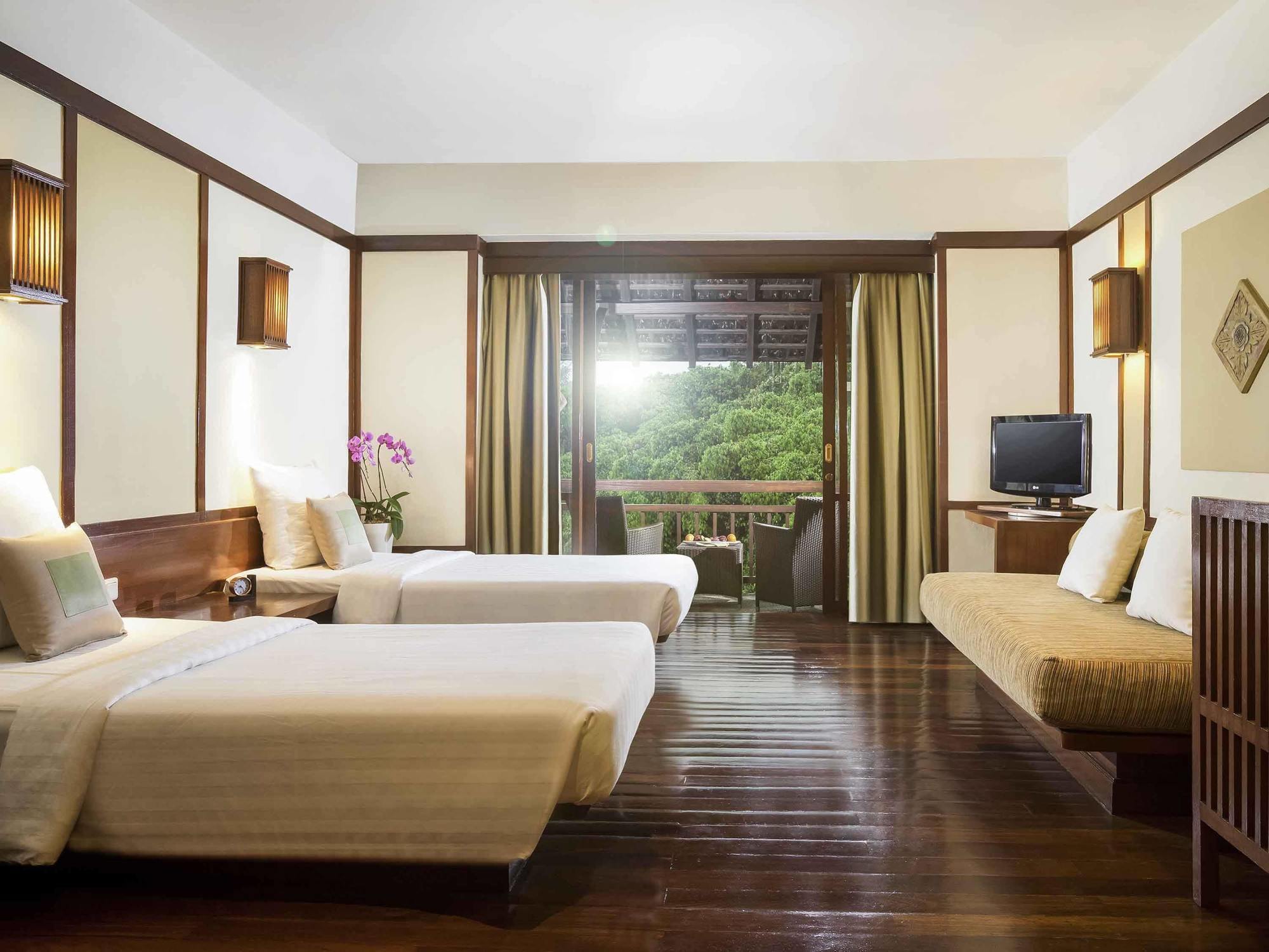 Ibis Styles Bogor Raya Hotel Ngoại thất bức ảnh