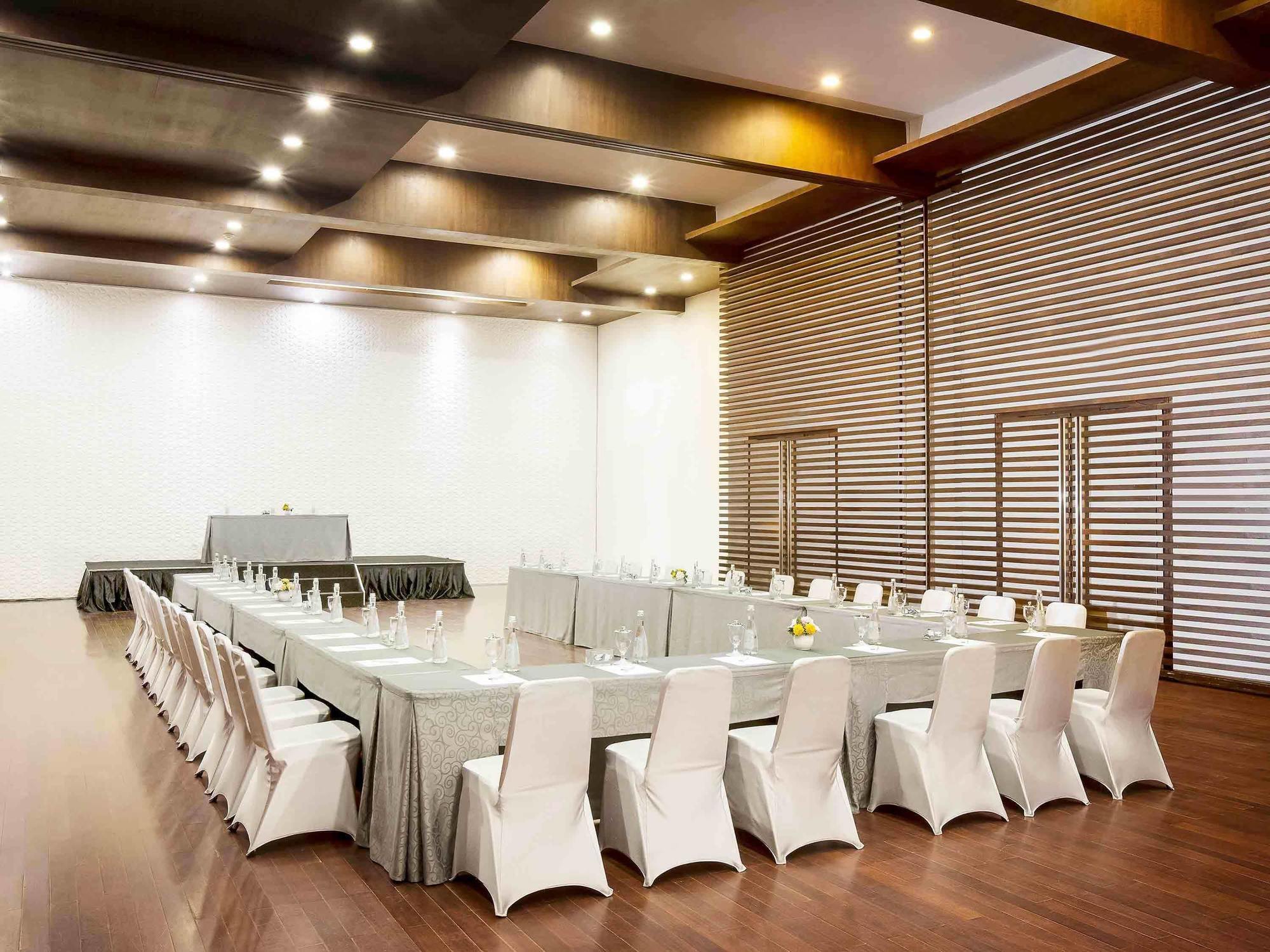 Ibis Styles Bogor Raya Hotel Ngoại thất bức ảnh